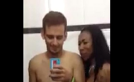 Ines Brasil pelada no banheiro fazendo sexo